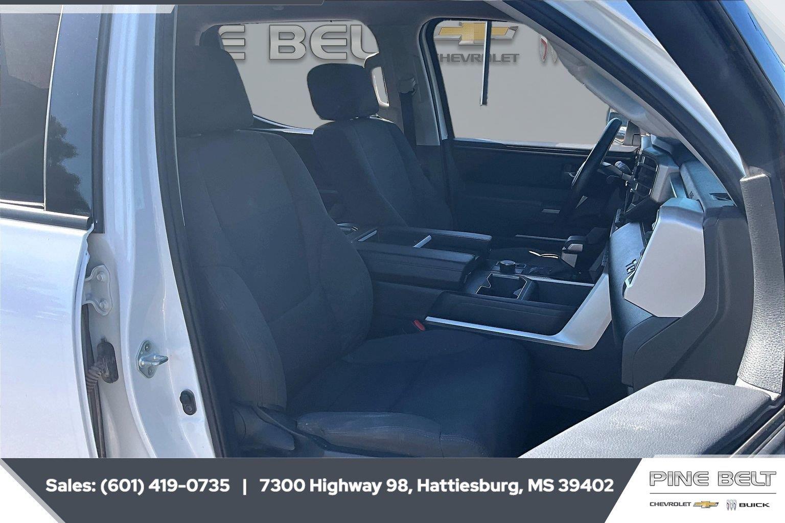 Used 2023 Ice Cap Toyota SR5 image 7