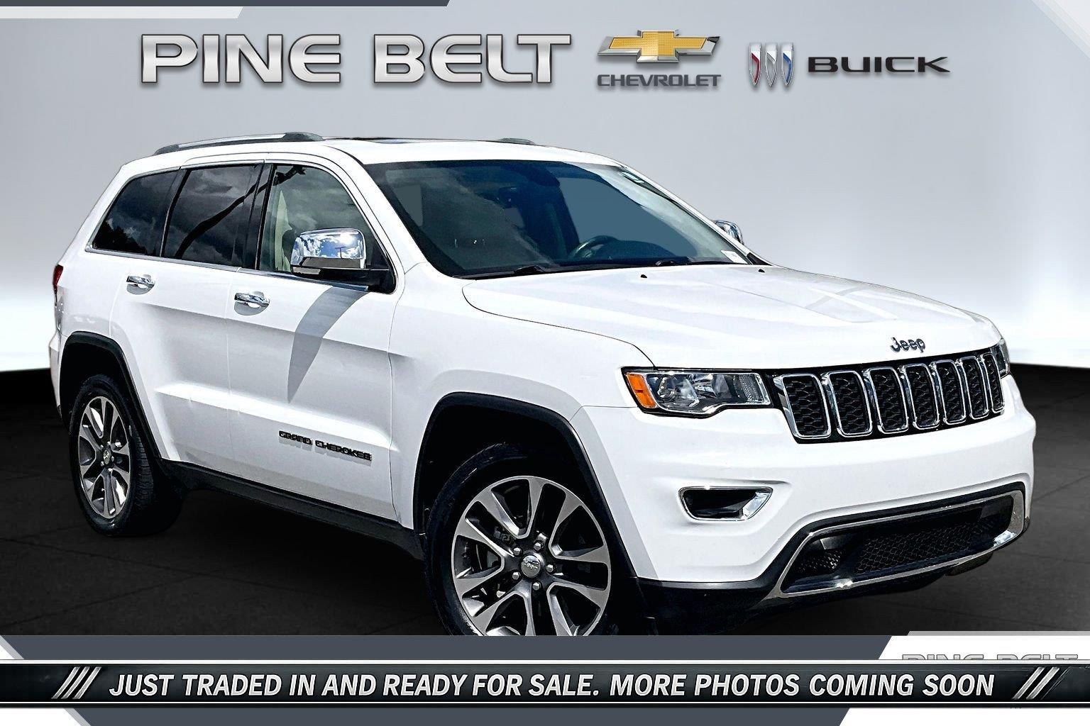 Bright White Clearcoat 2018 Jeep Grand Cherokee SUV / Crossover 4X2 8-Speed Automatic