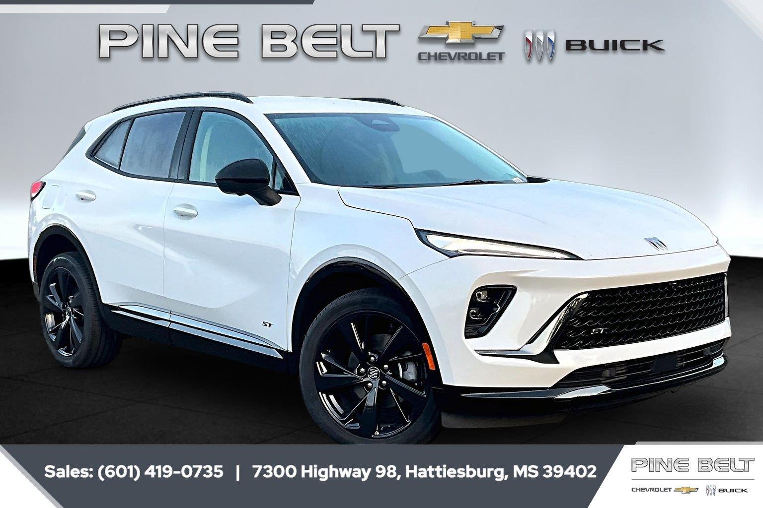 Iridescent White Tricoat 2026 Buick Envision SUV / Crossover All-Wheel Drive 9-Speed Automatic
