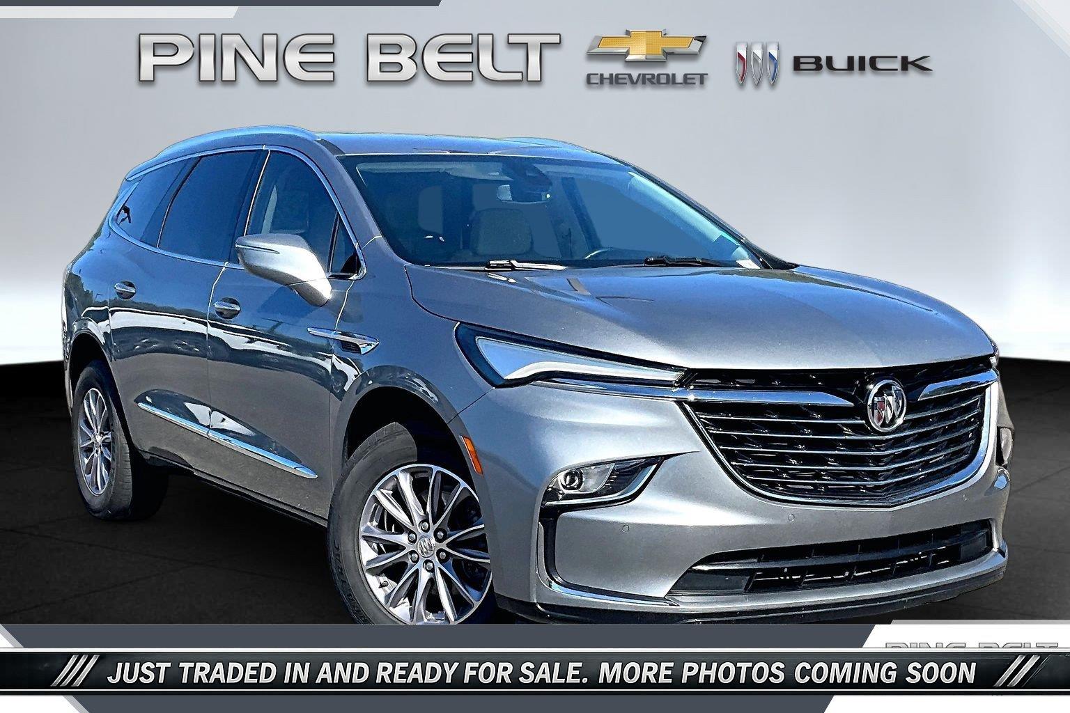 2023 Buick Enclave Essence FWD