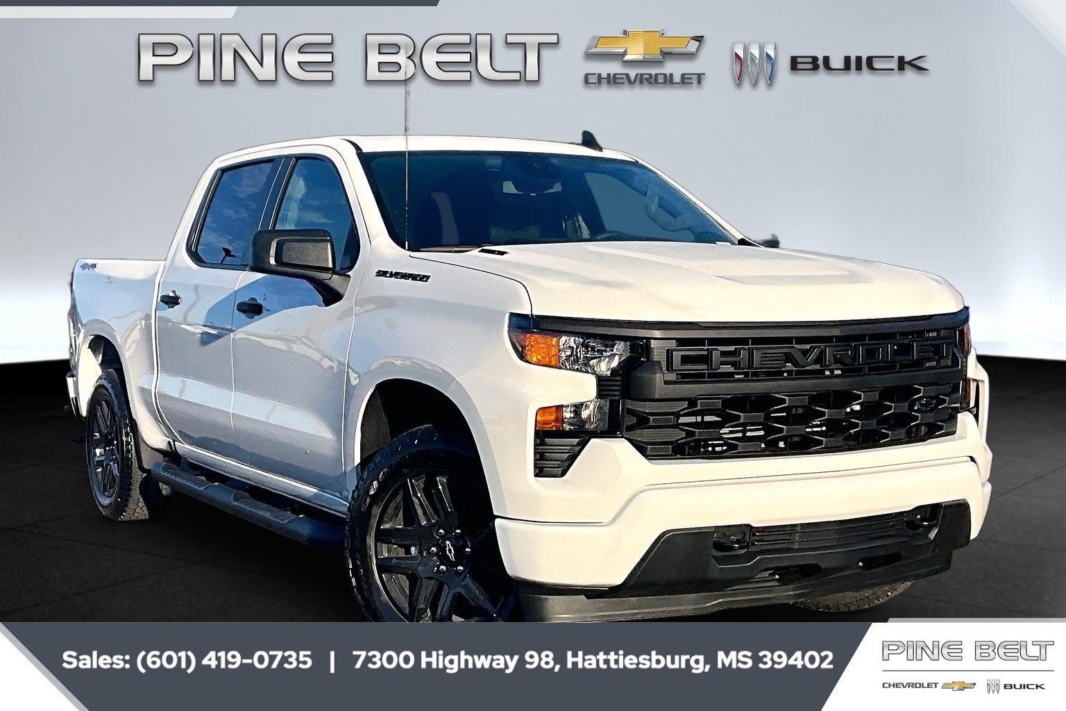 Summit White 2026 Chevrolet Silverado 1500 Pickup Truck Four-Wheel Drive 8-Speed Automatic