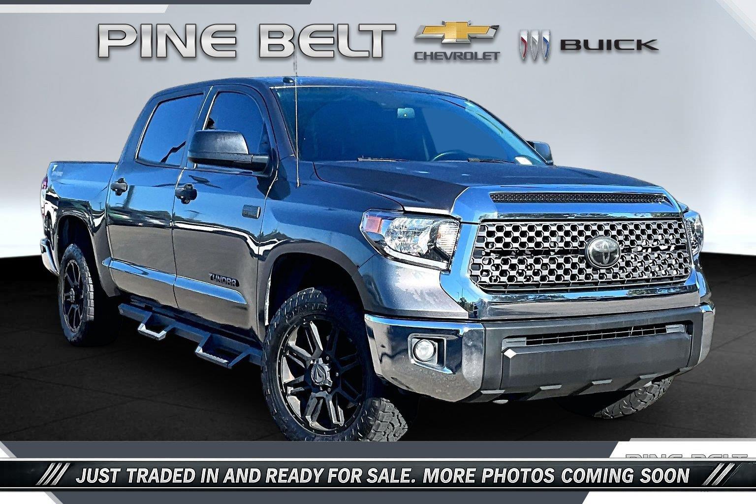 2018 Toyota Tundra SR5 CrewMax 5.7L FFV 4WD