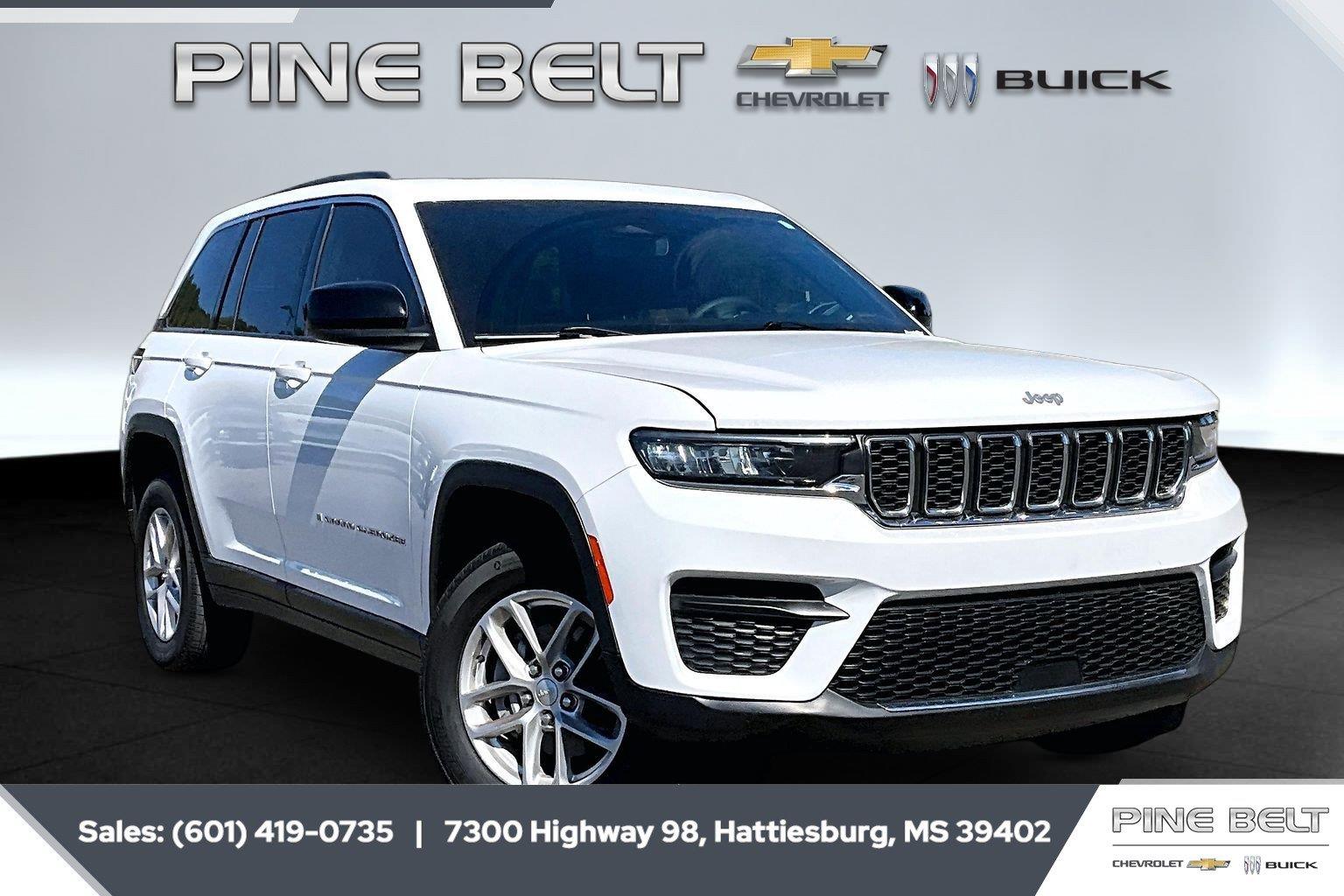  2024 Jeep Grand Cherokee Laredo X RWD   