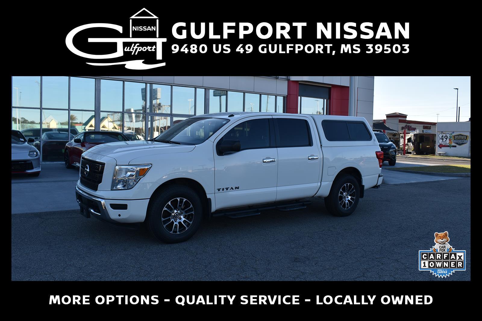 Glacier White 2021 Nissan Titan SV Crew Cab 4WD Pickup Truck Four-Wheel Drive Automatic
