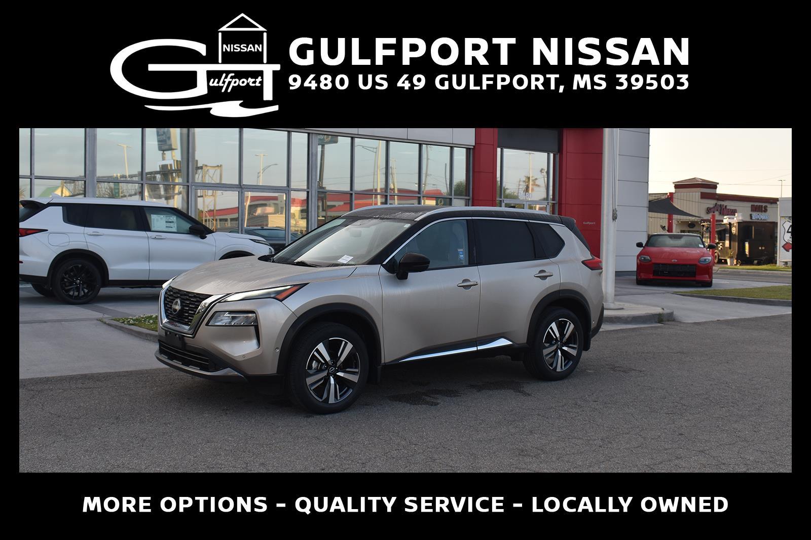 Champagne Silver Metallic/Super Black 2023 Nissan Rogue SL FWD SUV / Crossover Front-Wheel Drive Continuously Variable Transmission