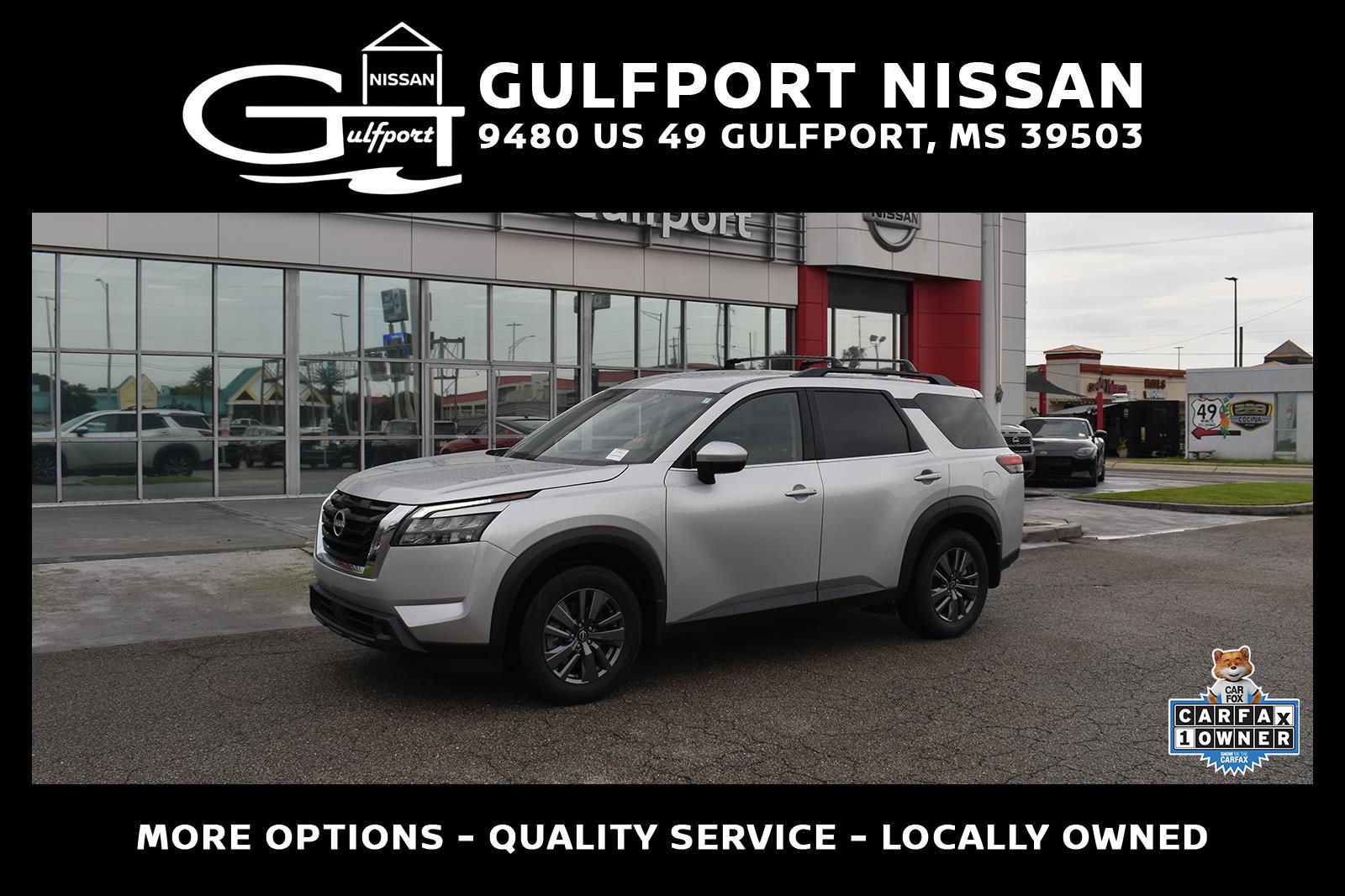 Brilliant Silver Metallic 2024 Nissan Pathfinder SUV / Crossover Front-Wheel Drive Automatic