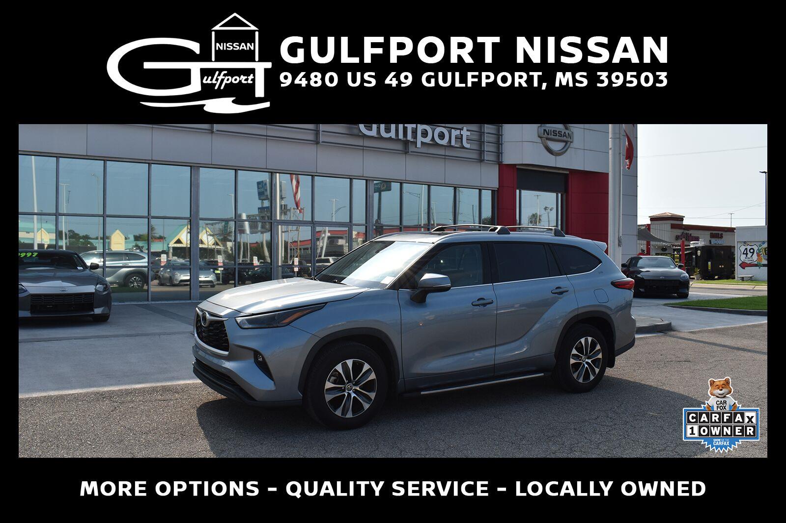 Moon Dust 2022 Toyota Highlander SUV / Crossover Front-Wheel Drive Automatic
