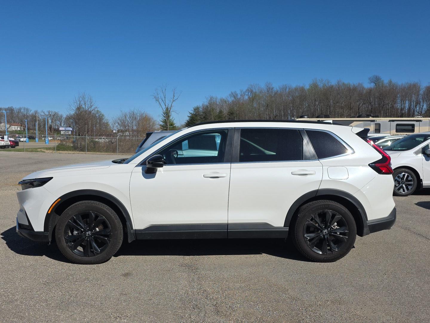 View vehicle photo 2