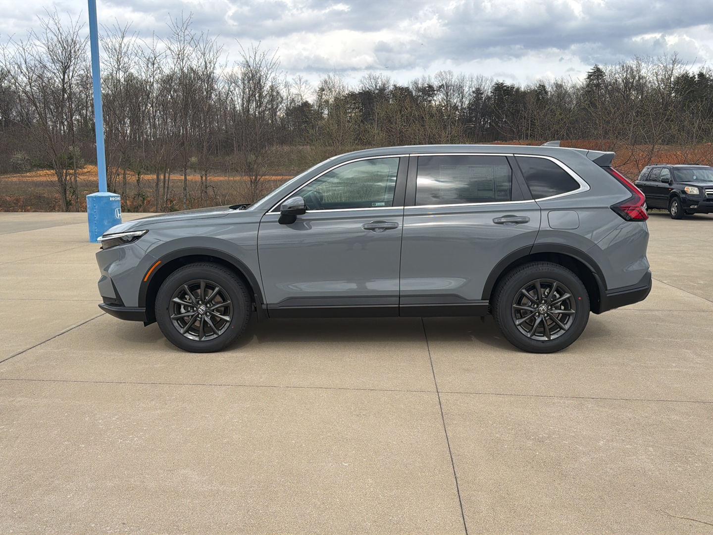 View vehicle photo 2