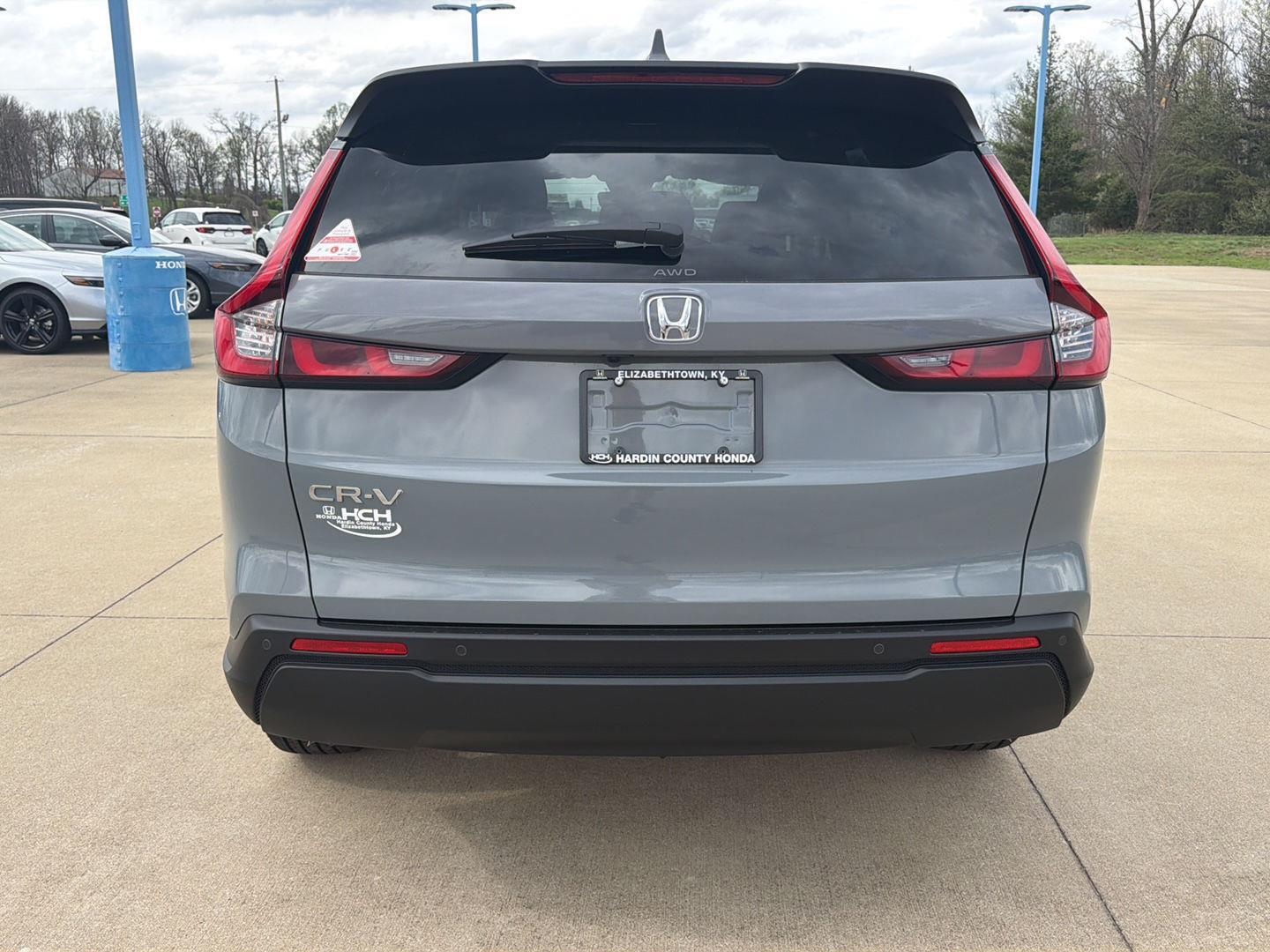 View vehicle photo 4