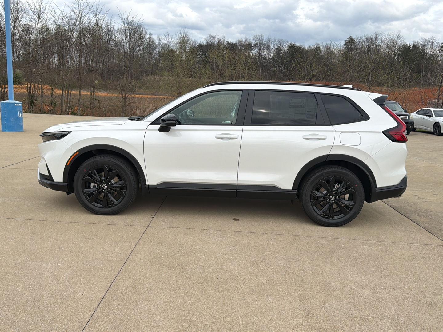 View vehicle photo 2