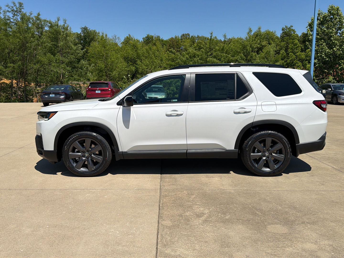 View vehicle photo 2