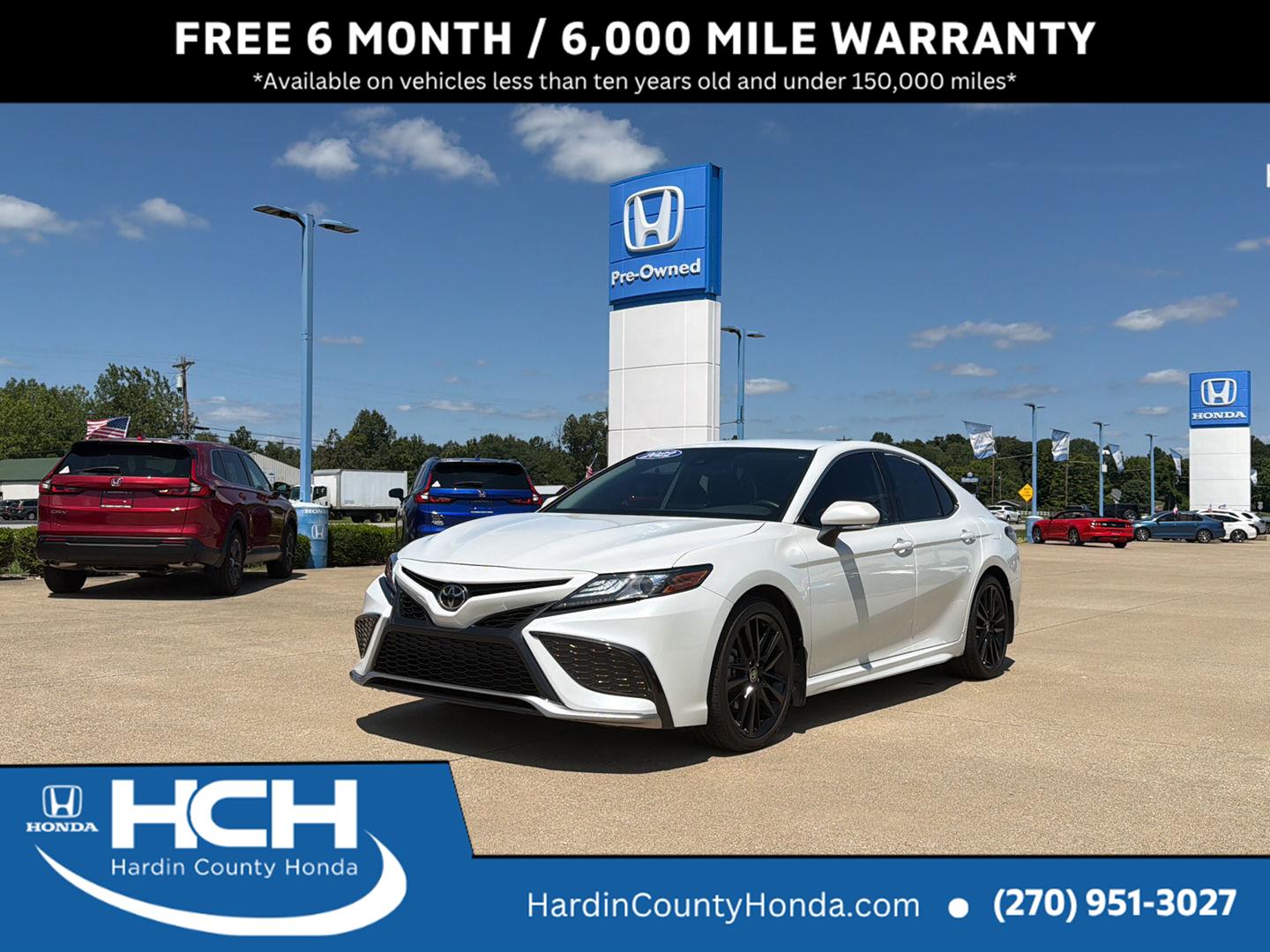 White (Wind Chill Pearl) 2022 Toyota Camry Sedan Front-Wheel Drive Automatic