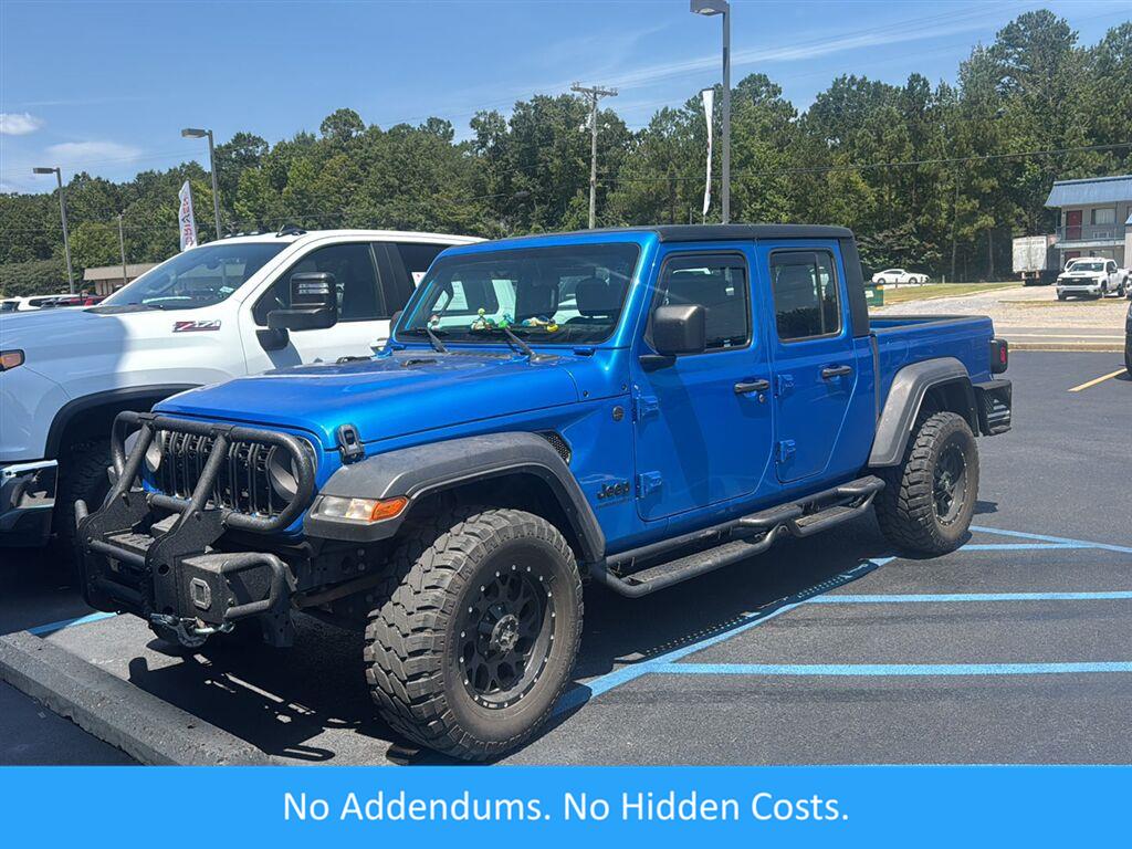 Hydro Blue Pearlcoat 2024 Jeep Gladiator Pickup Truck Four-Wheel Drive 8-Speed Automatic