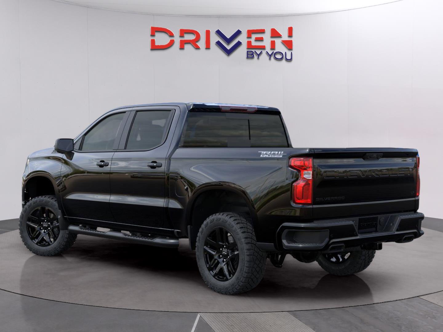 View vehicle photo 4