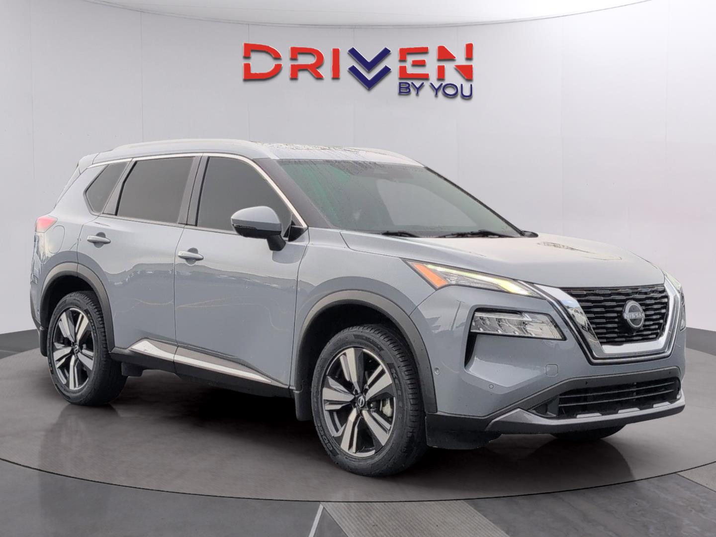 View vehicle photo 7