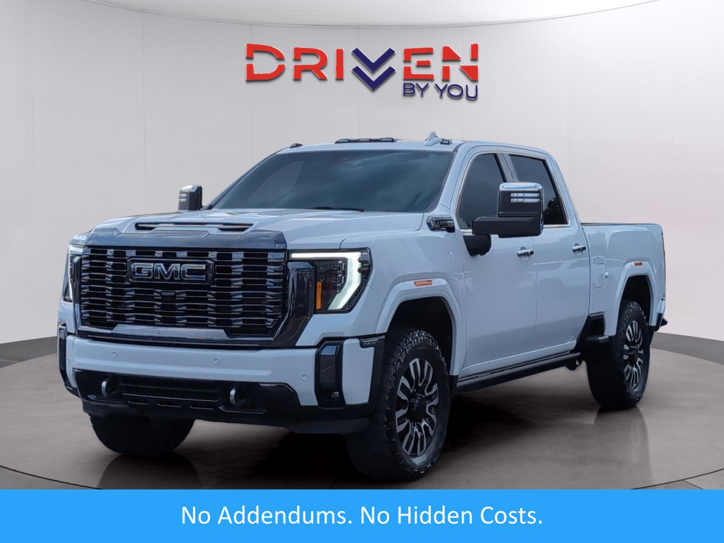 White Frost Tricoat 2024 GMC Sierra 3500HD Denali Ultimate Crew Cab 4WD Pickup Truck Four-Wheel Drive Automatic