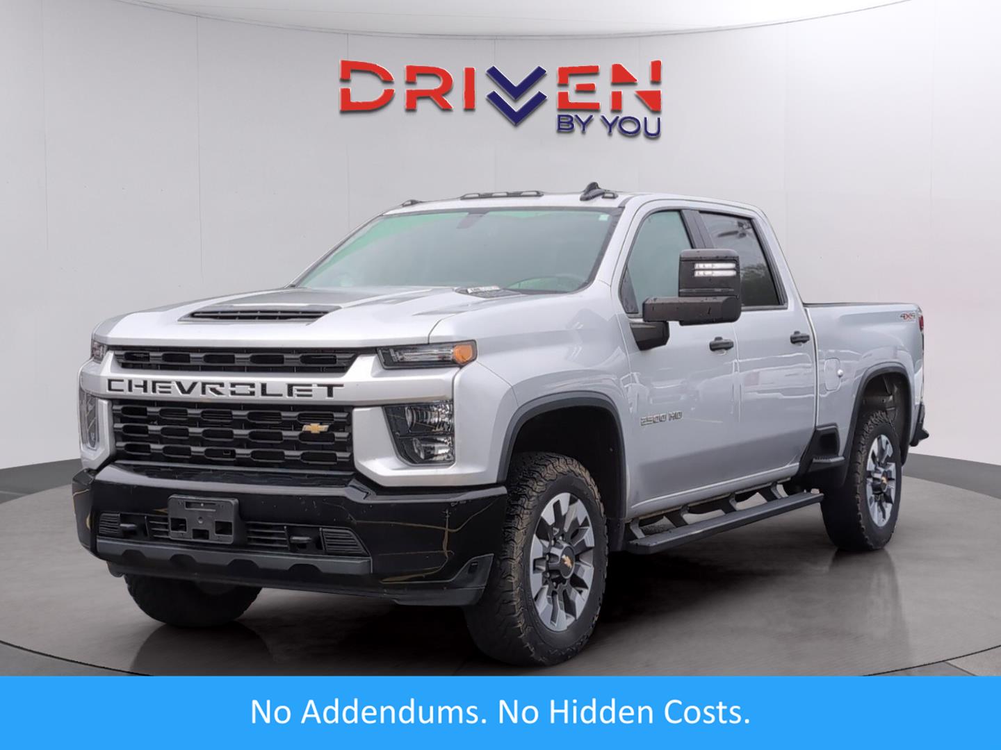 Silver Ice Metallic 2022 Chevrolet Silverado 2500HD Custom Crew Cab 4WD Pickup Truck Four-Wheel Drive Automatic