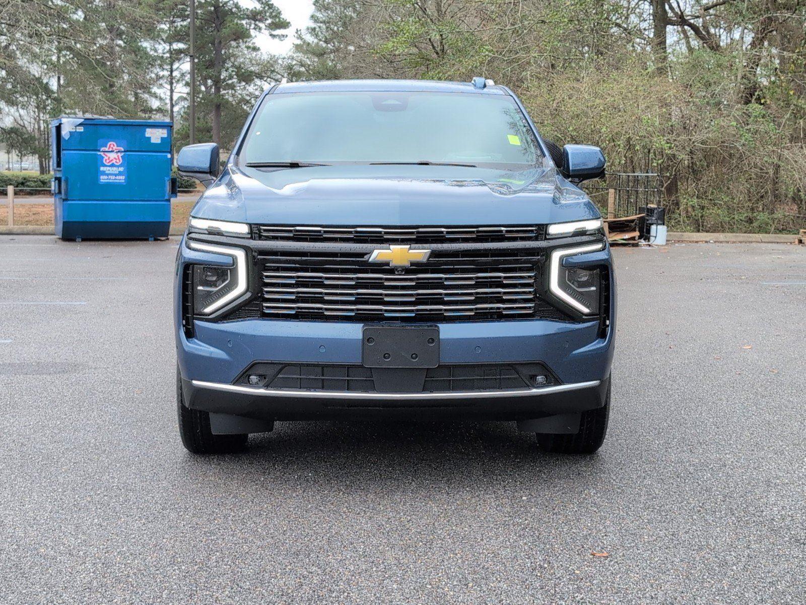 New 2026 Lakeshore Blue Metallic Chevrolet High Country image 10