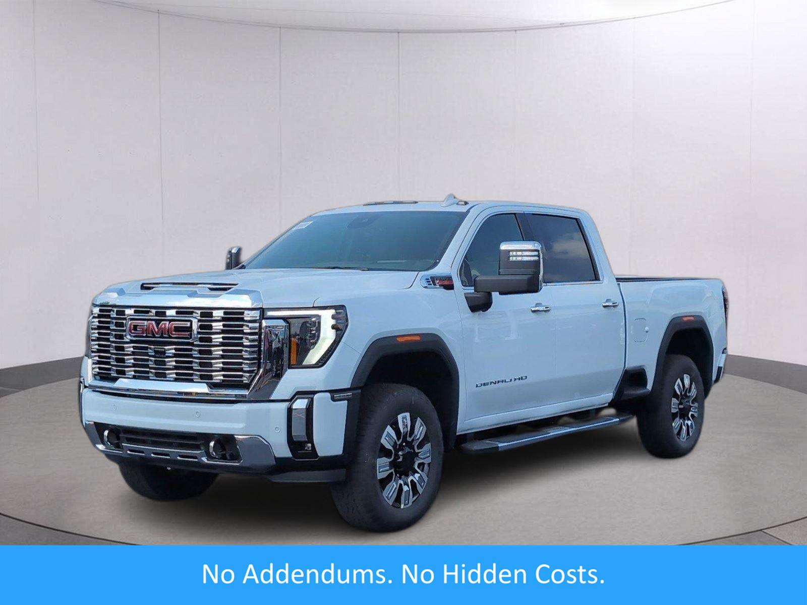 Glacier White Tricoat 2026 GMC Sierra 2500HD Pickup Truck Four-Wheel Drive Automatic
