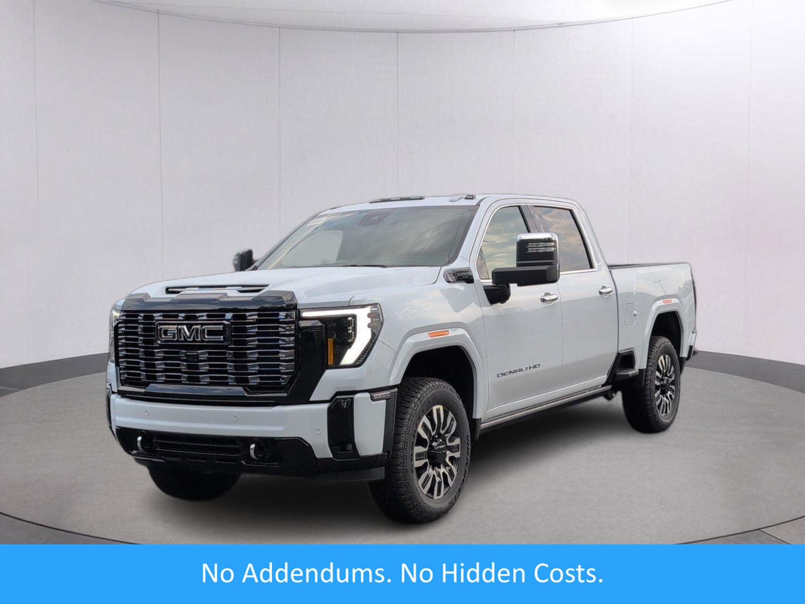 Glacier White Tricoat 2026 GMC Sierra 3500HD Pickup Truck Four-Wheel Drive Automatic