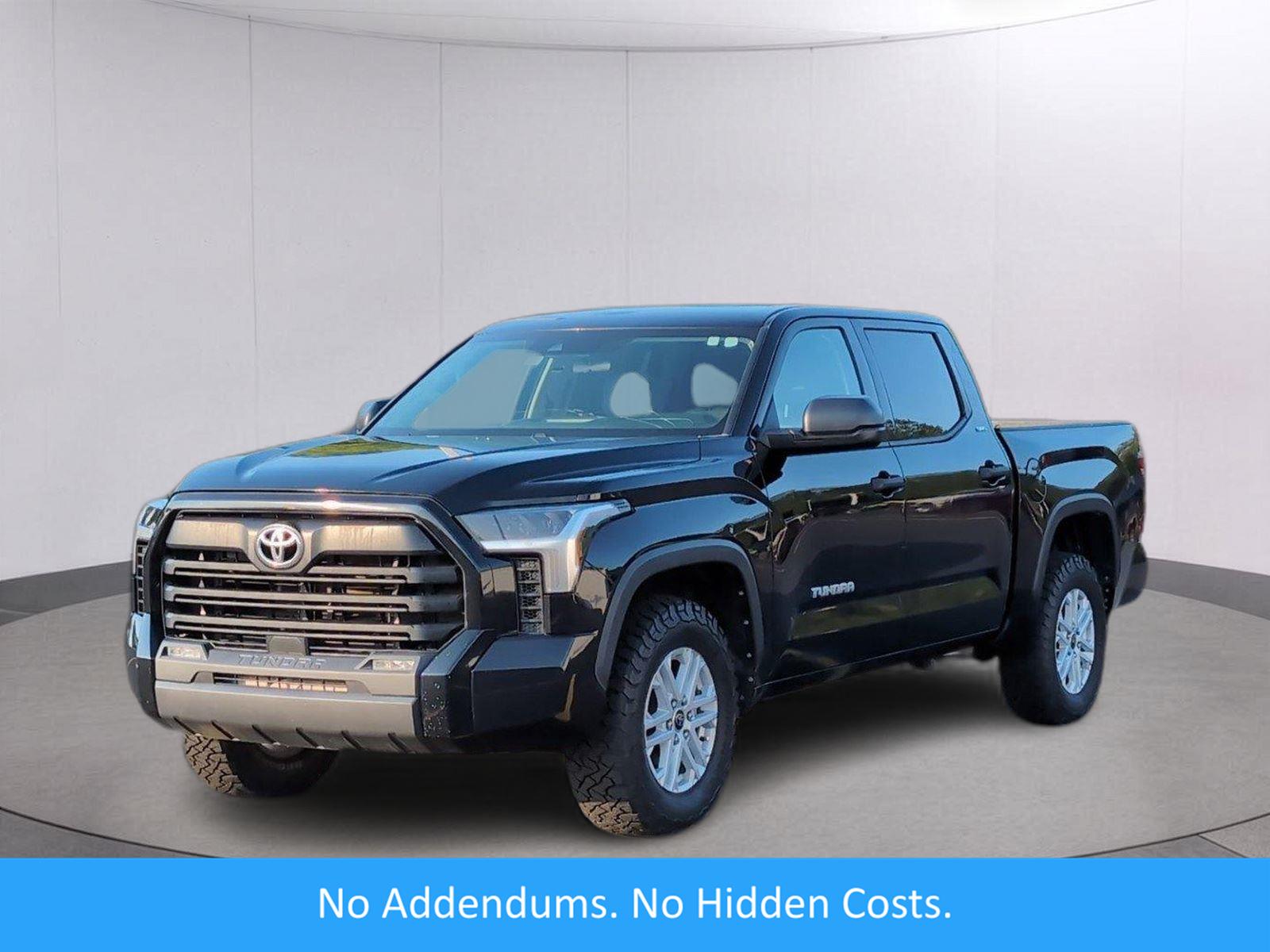 Midnight Black Metallic 2022 Toyota Tundra Pickup Truck Four-Wheel Drive Automatic