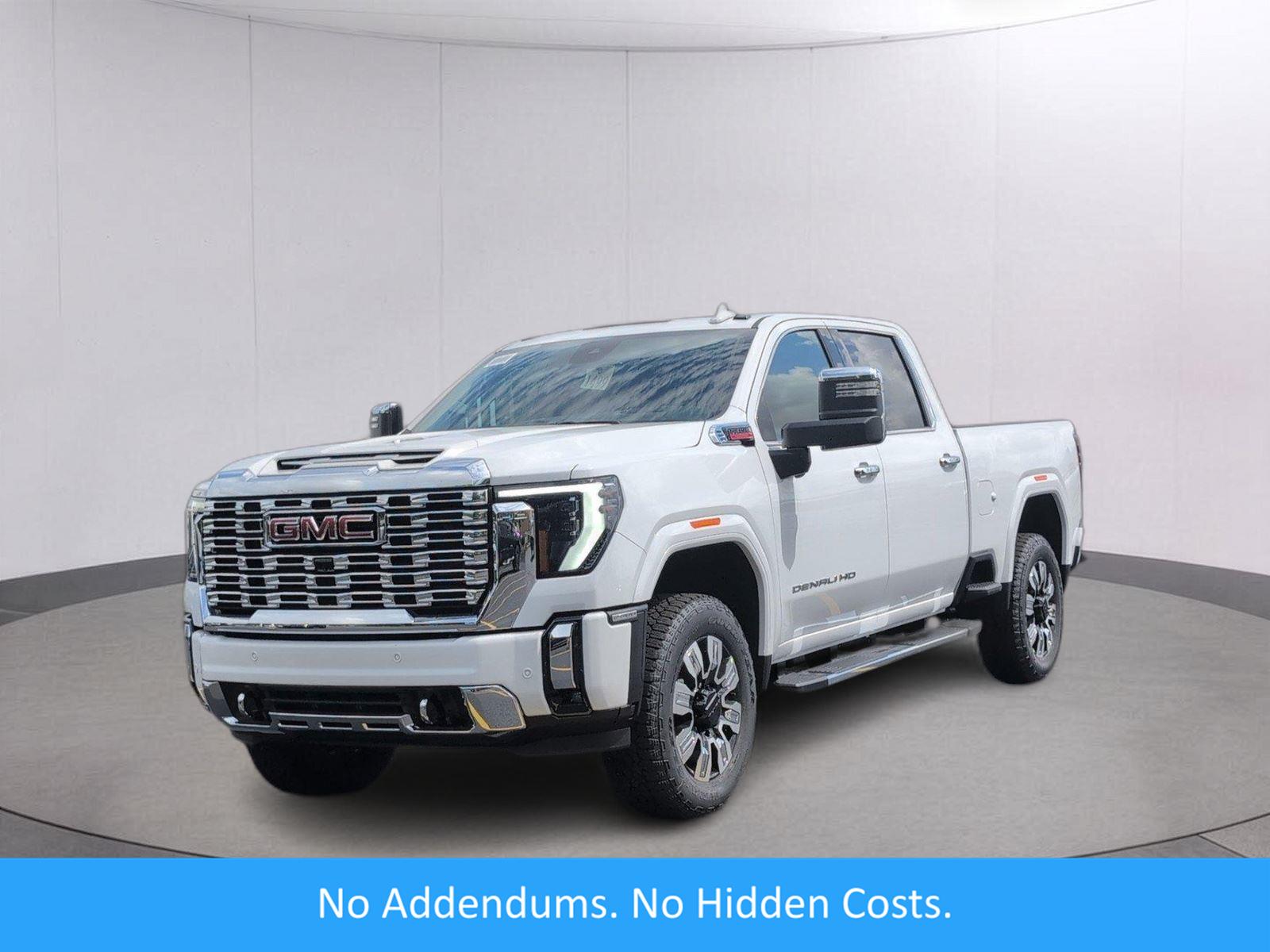 Summit White 2026 GMC Sierra 2500HD Pickup Truck Four-Wheel Drive Automatic