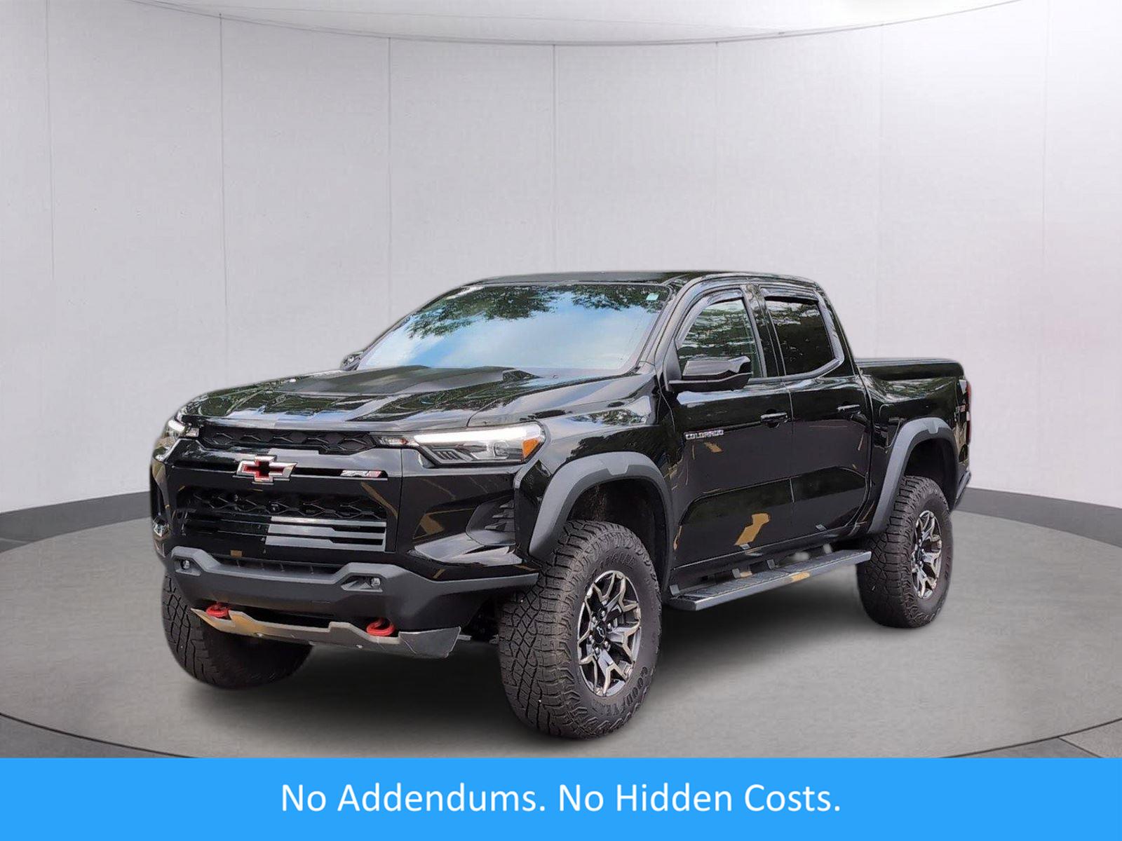Black 2024 Chevrolet Colorado Pickup Truck Four-Wheel Drive 8-Speed Automatic