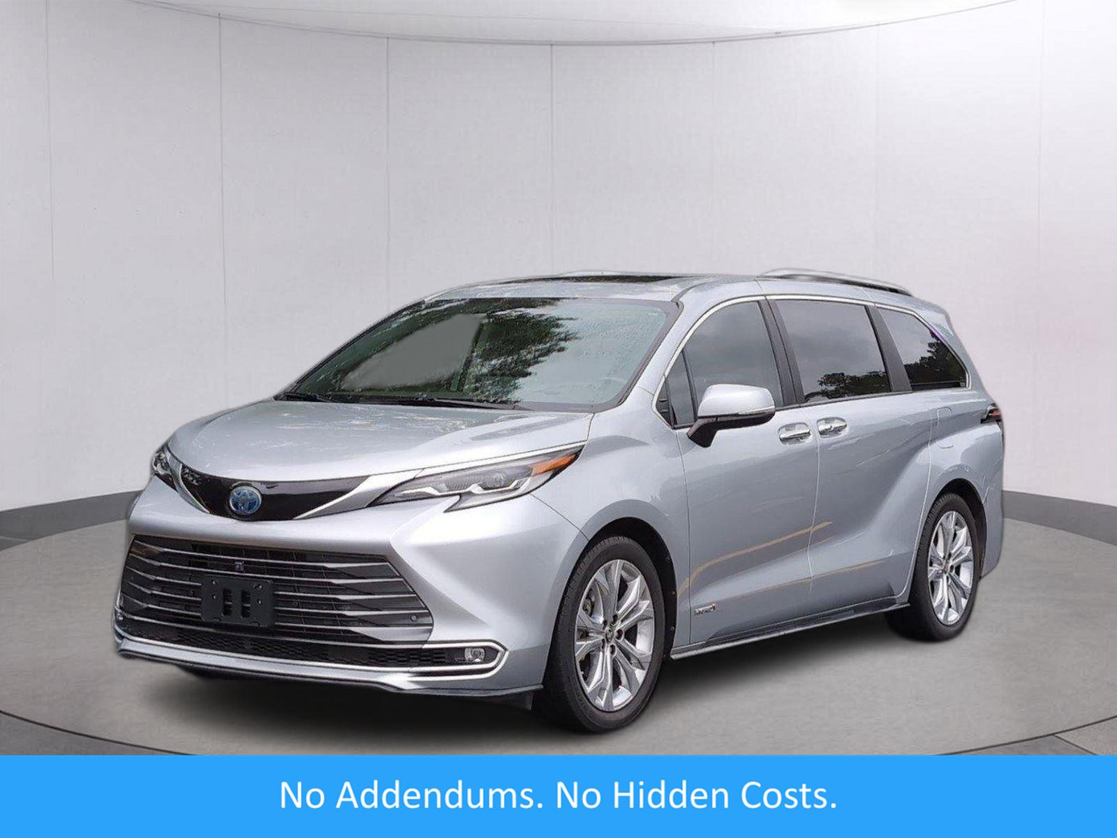 Celestial Silver Metallic 2021 Toyota Sienna Minivan Front-Wheel Drive Continuously Variable Transmission