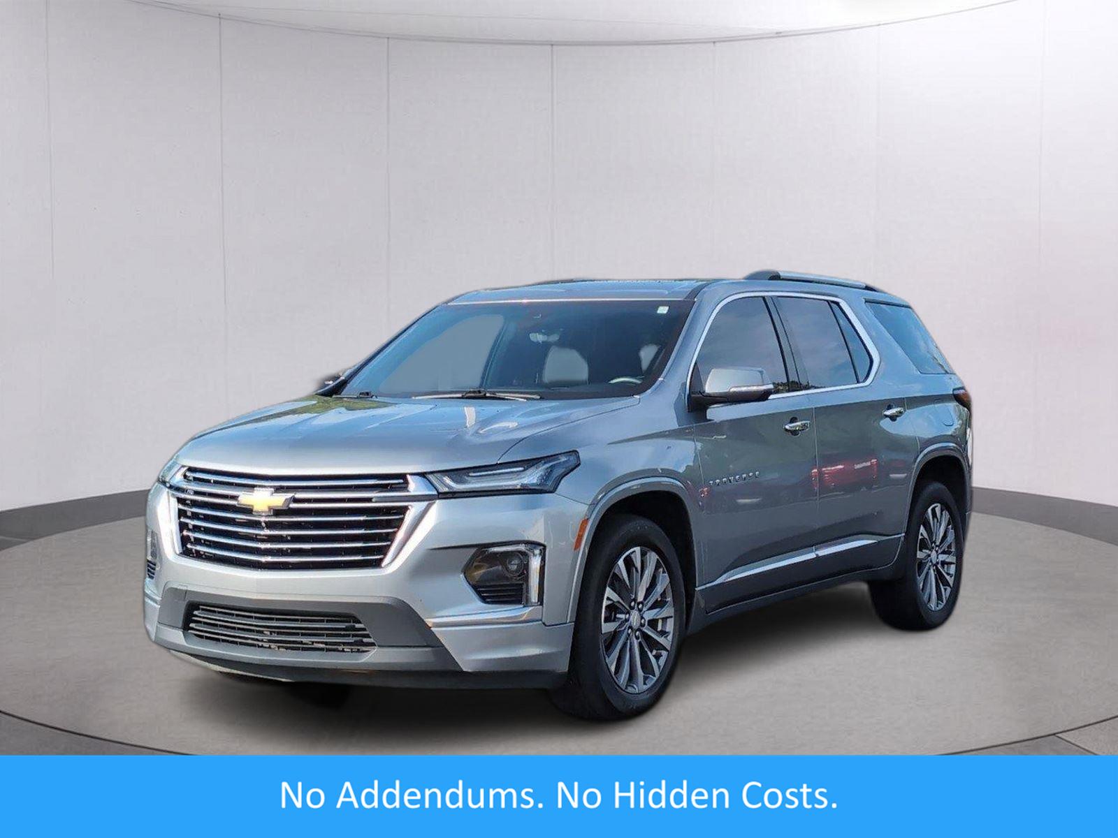 Sterling Gray Metallic 2023 Chevrolet Traverse SUV / Crossover Front-Wheel Drive 9-Speed Automatic