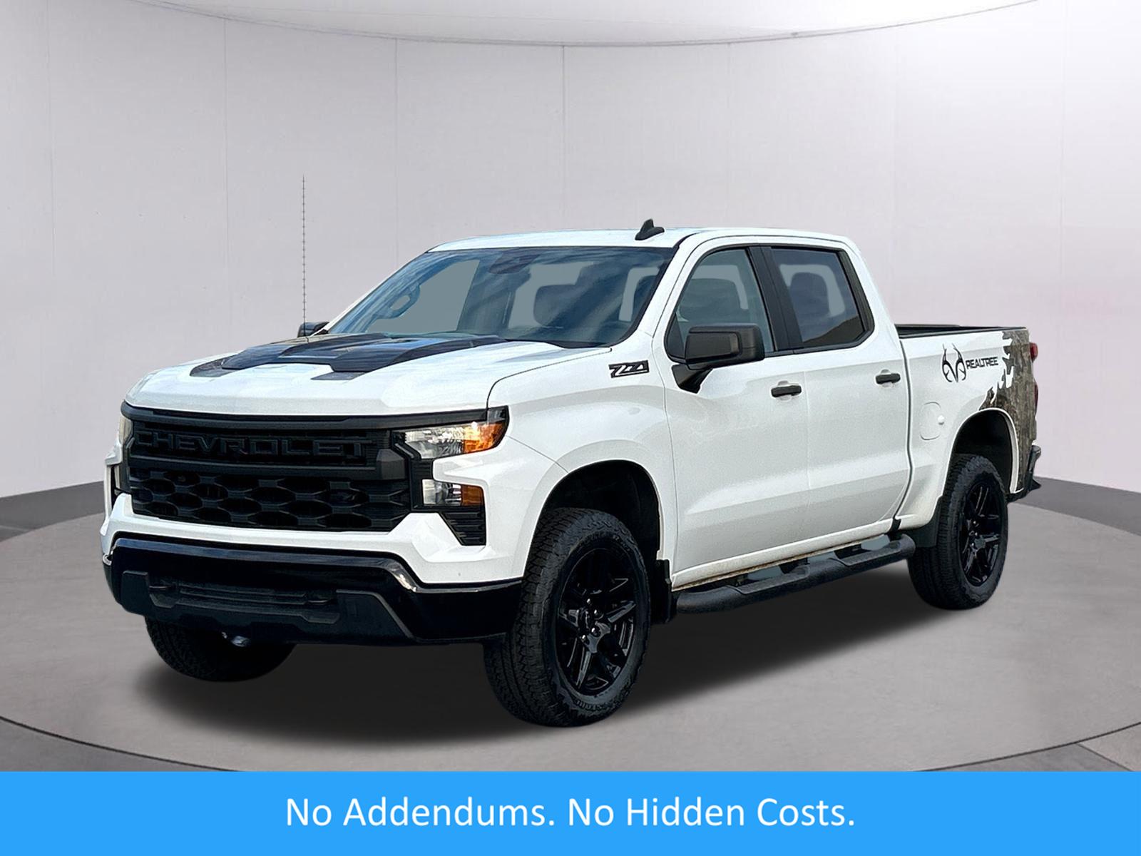 Summit White 2024 Chevrolet Silverado 1500 Pickup Truck Four-Wheel Drive Automatic