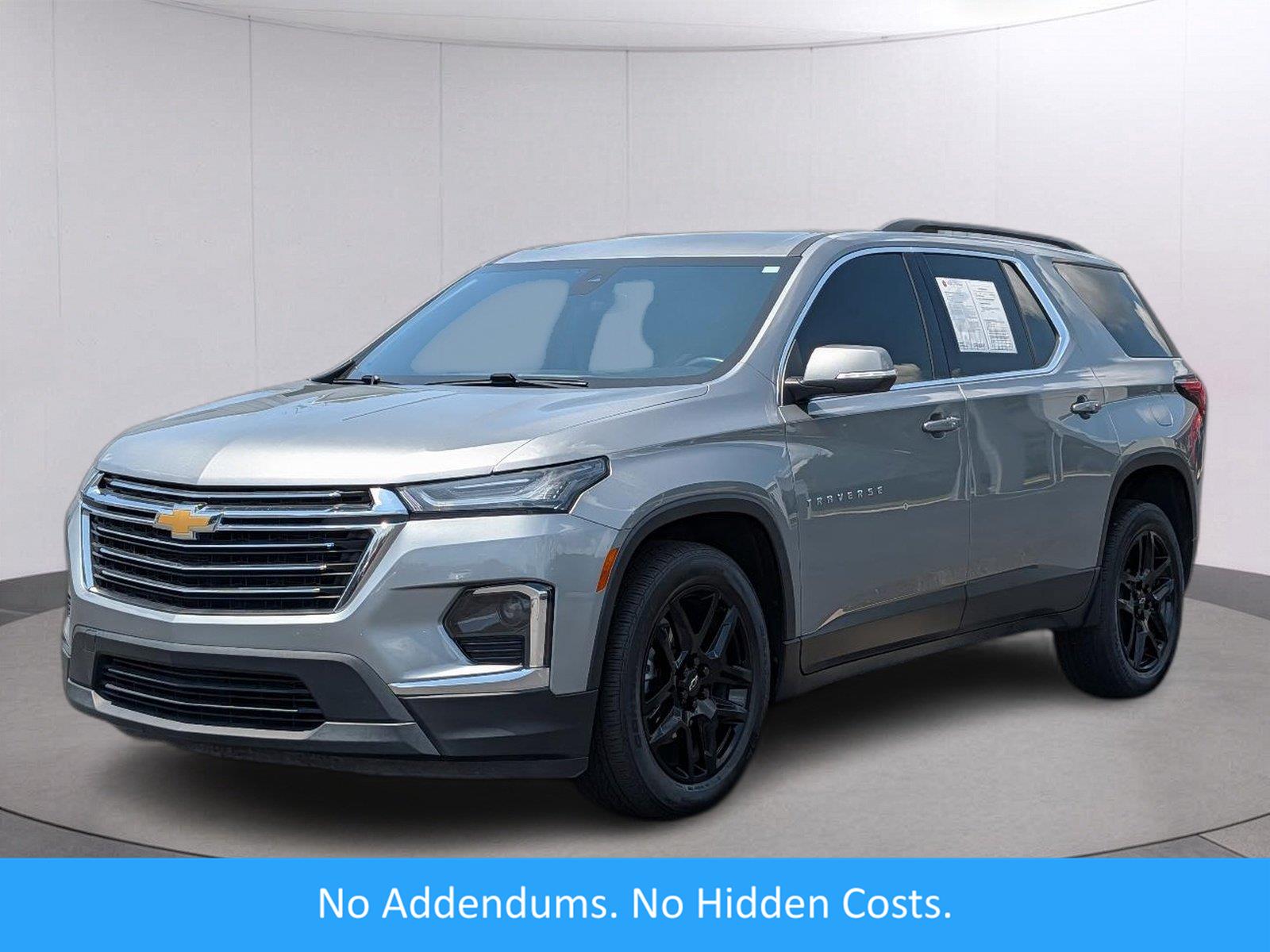 Sterling Gray Metallic 2023 Chevrolet Traverse SUV / Crossover Front-Wheel Drive 9-Speed Automatic