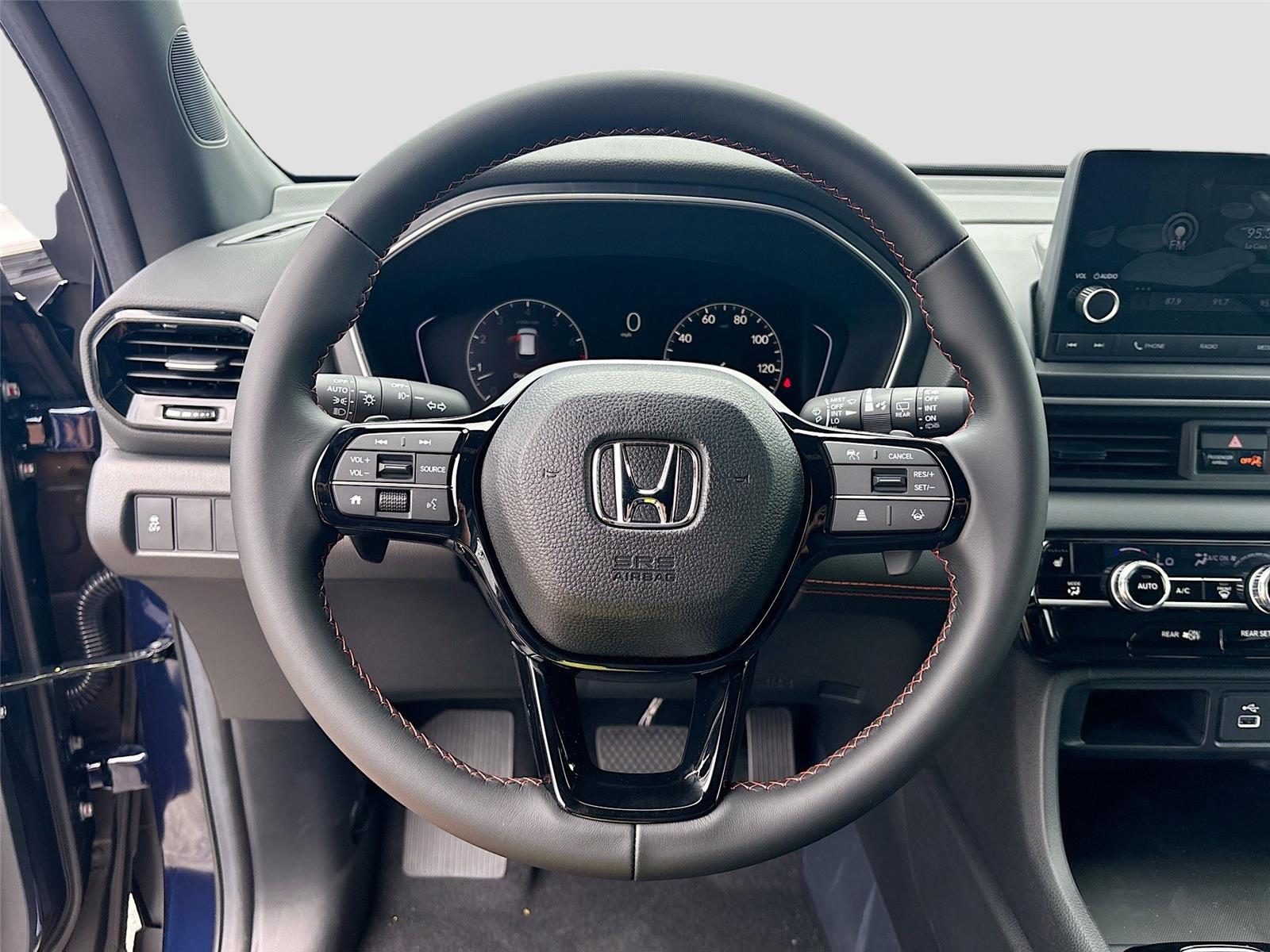 2025 Honda Pilot Sport