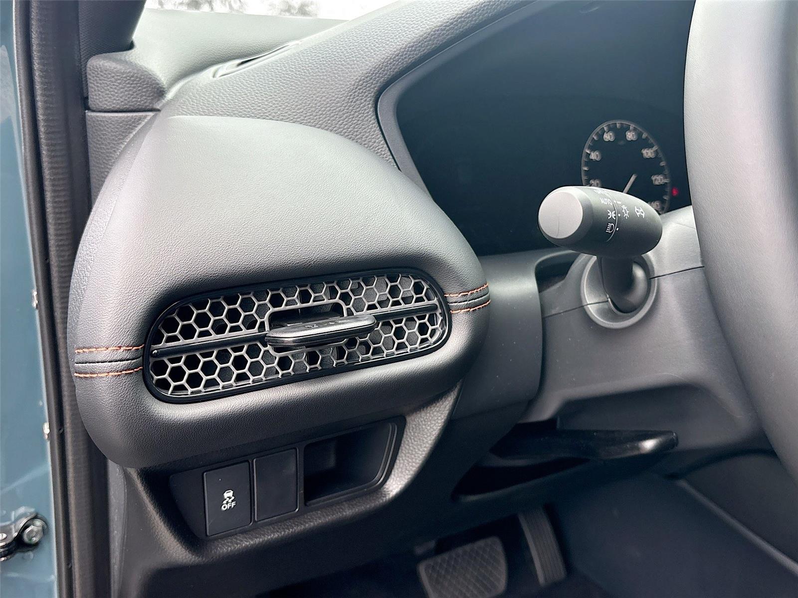 2026 Honda HR-V Sport photo 4