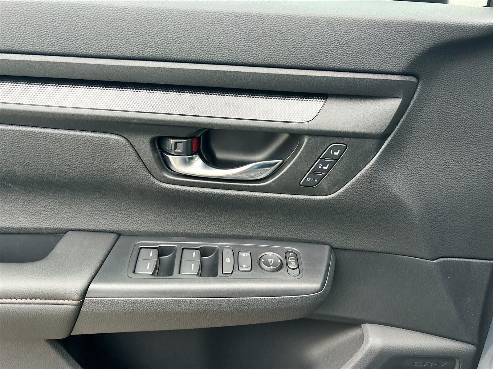 2026 Honda CR-V Hybrid Sport-L photo 15