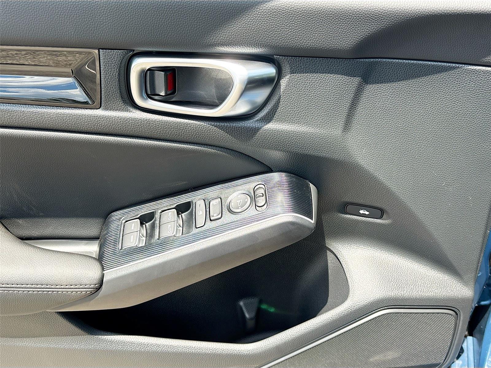 2025 Honda Civic Hybrid Sport Touring