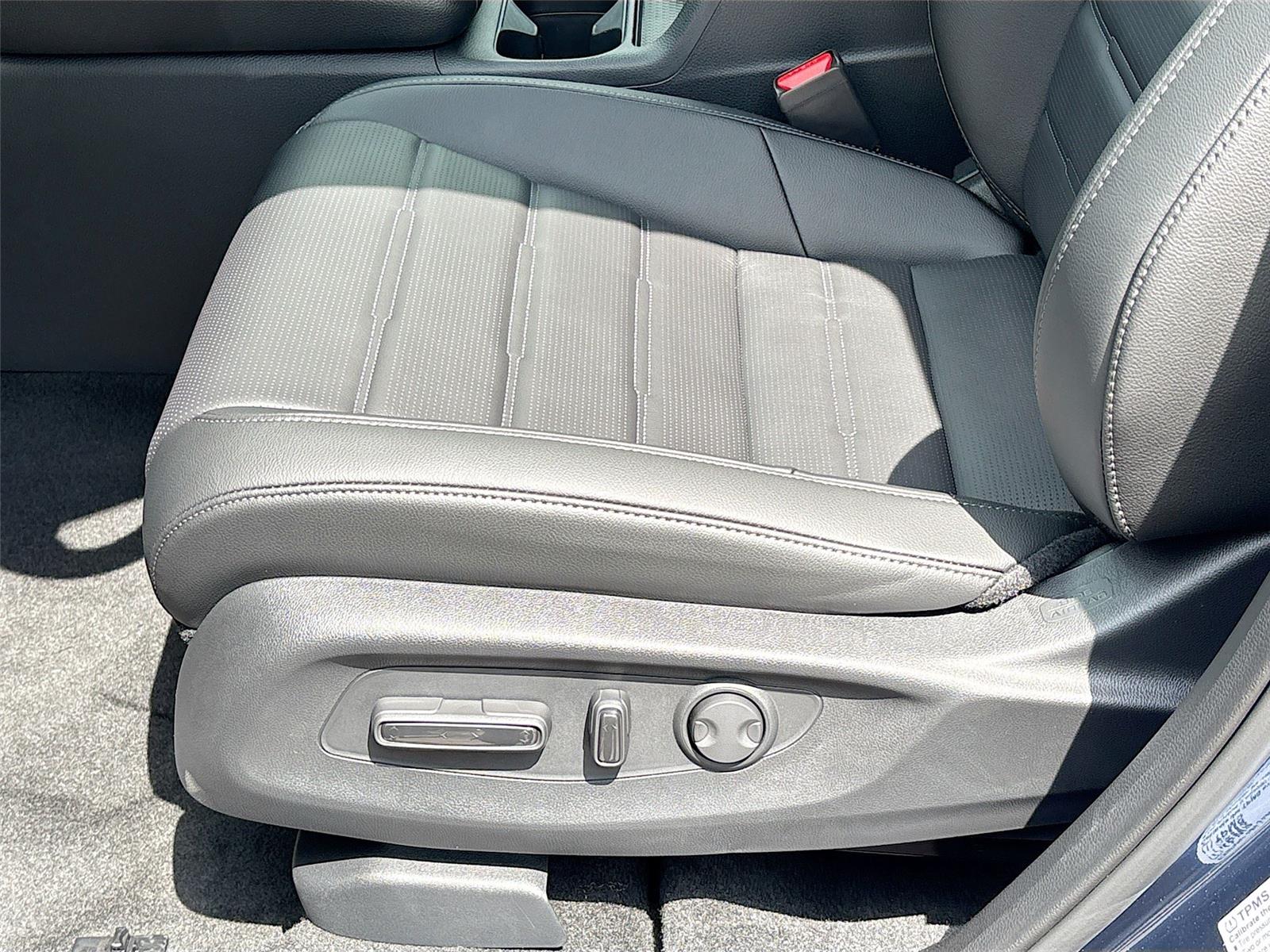 2026 Honda CR-V EX-L photo 6