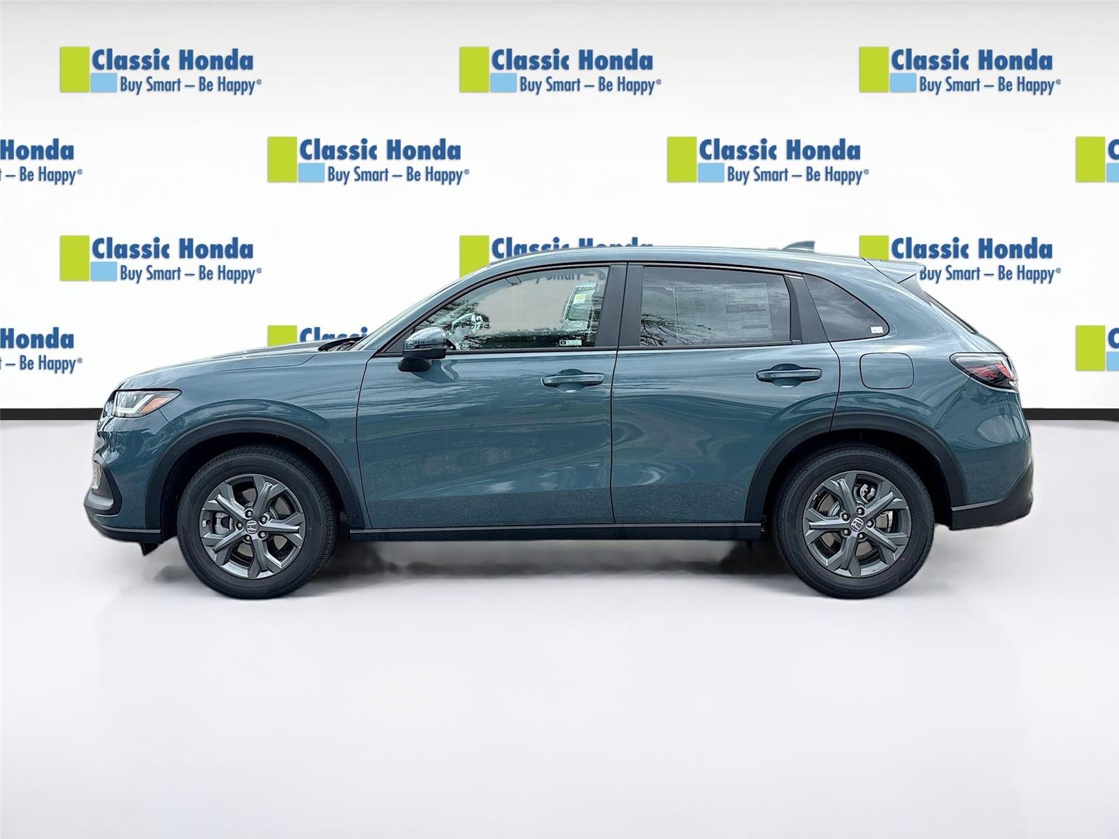 2026 Honda HR-V LX photo 4