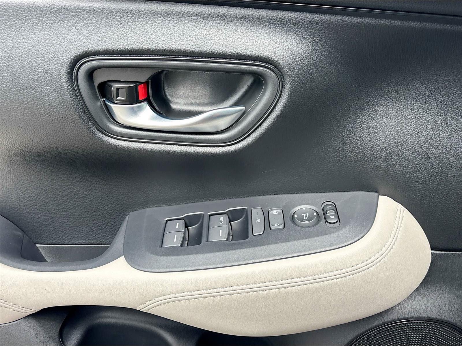 2026 Honda HR-V LX