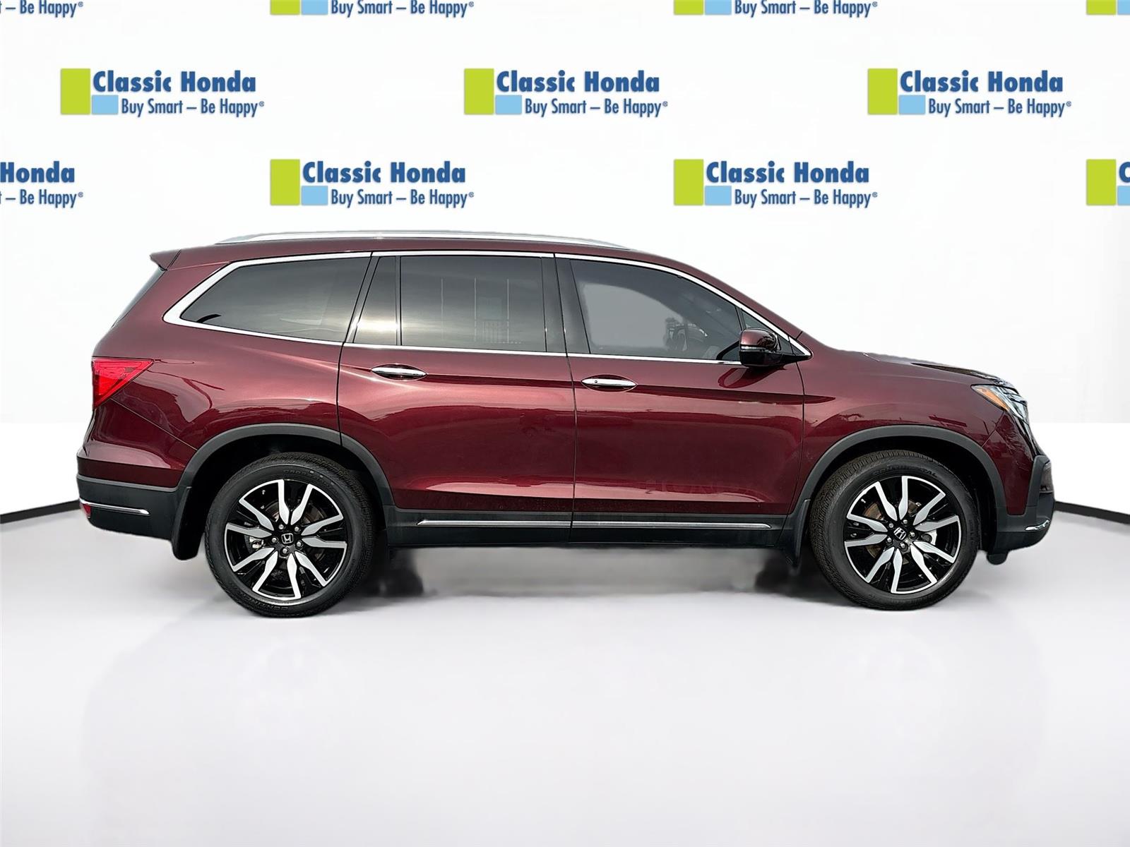 2022 Honda Pilot Touring 8-Passenger
