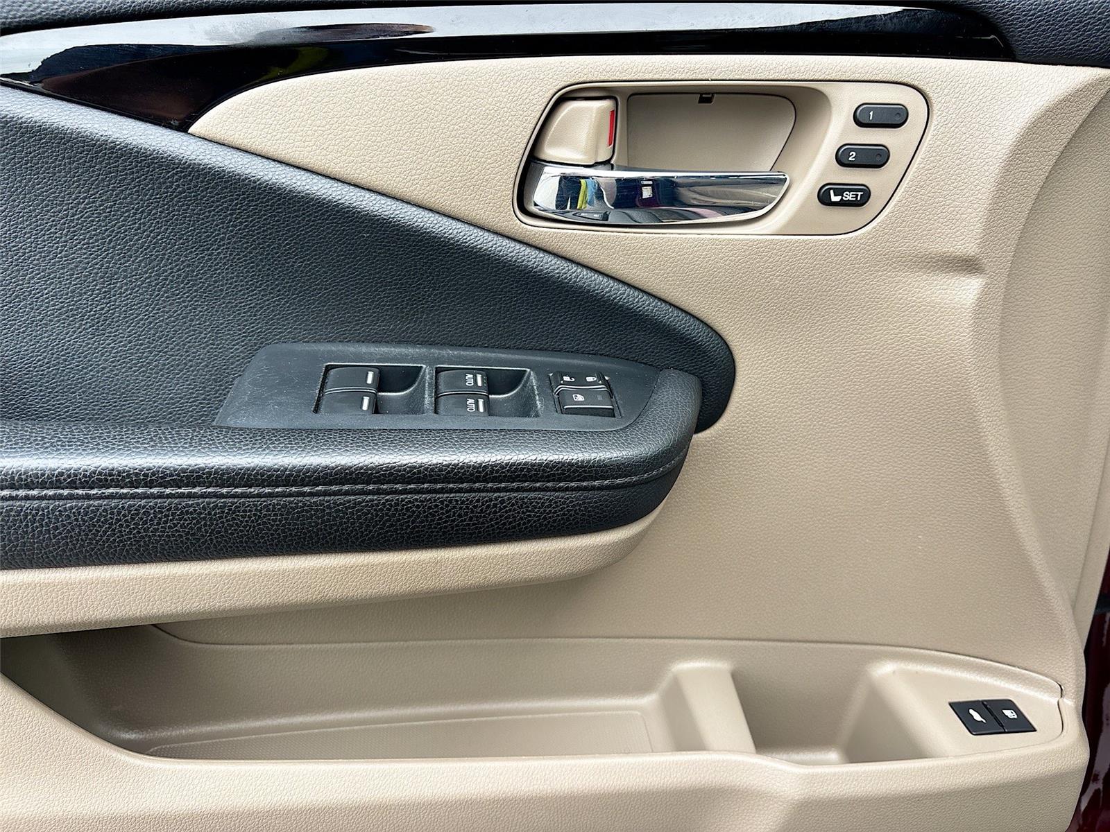 2022 Honda Pilot Touring 8-Passenger