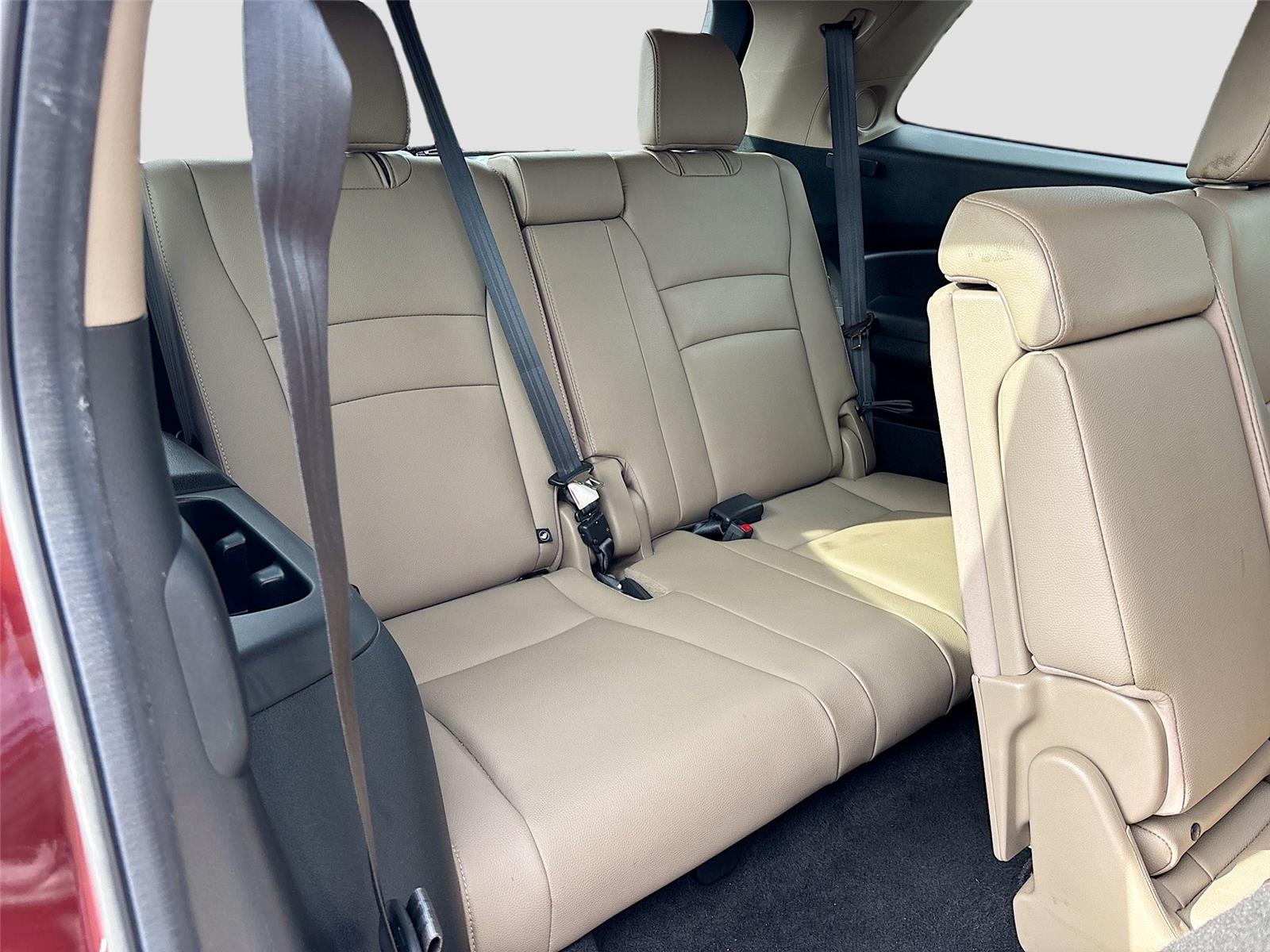 2022 Honda Pilot Touring 8-Passenger