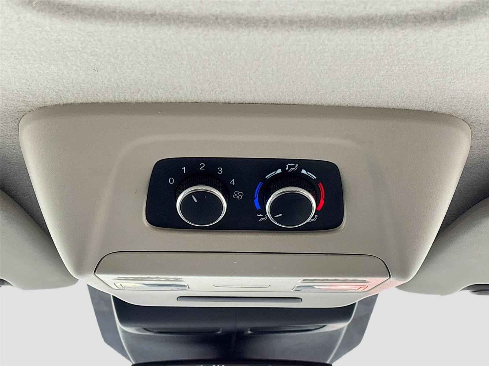 2023 Ford Transit 350 XLT