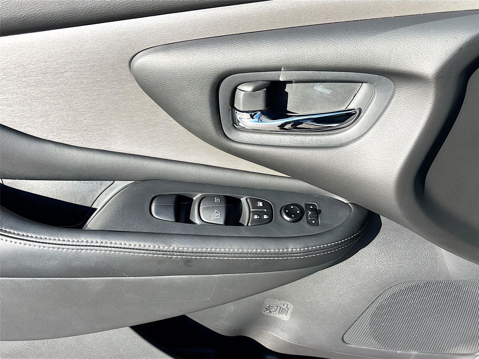 2024 Nissan Murano SV