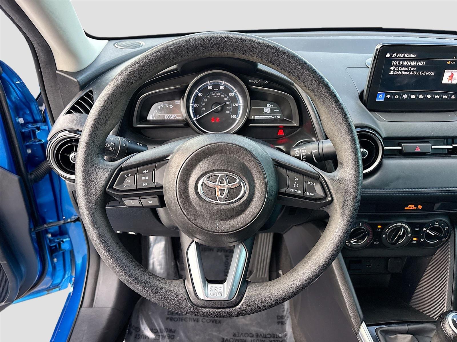 2019 Toyota Yaris Sedan LE
