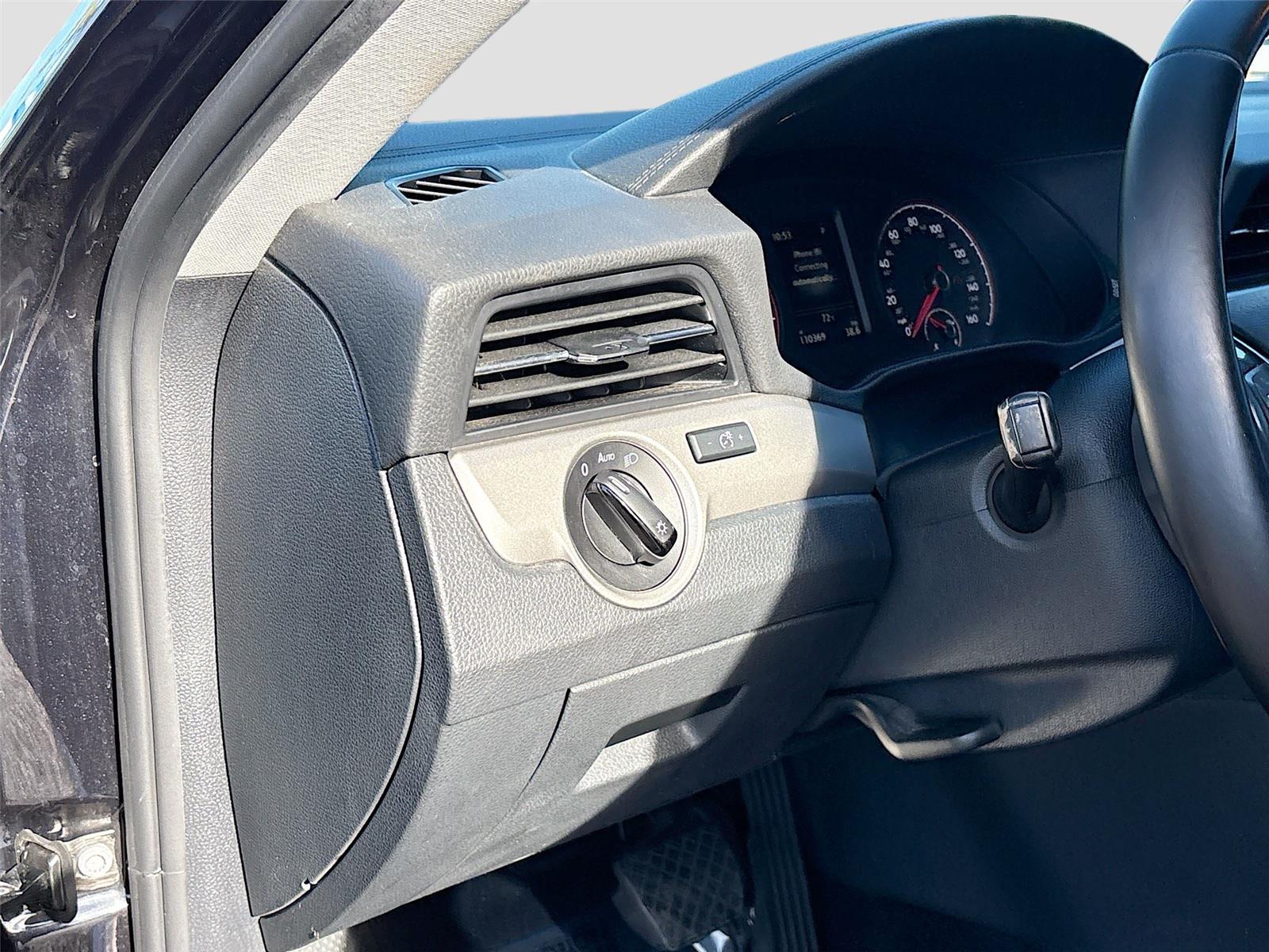 2020 Volkswagen Passat 2.0T SE