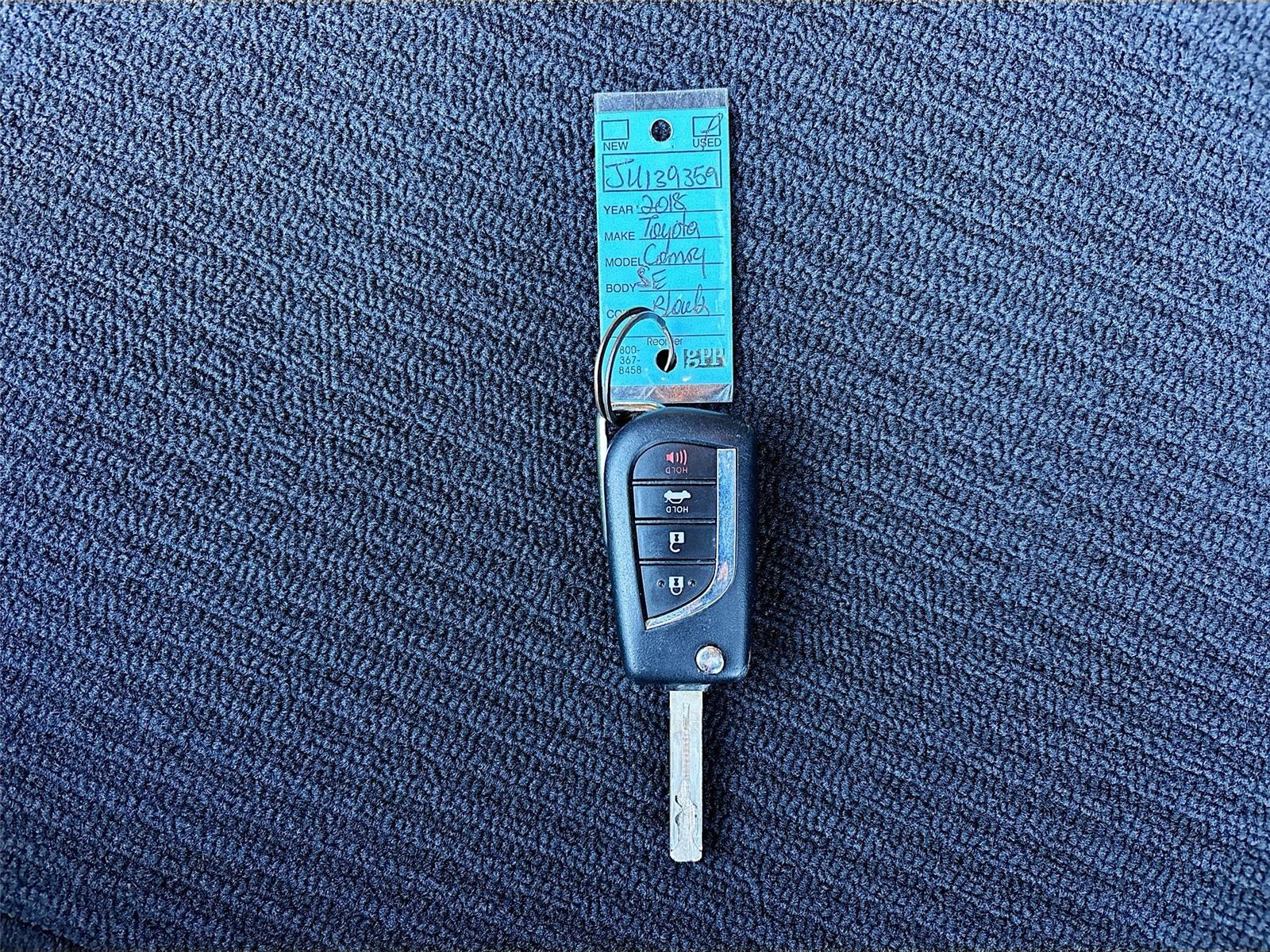 2018 Toyota Camry SE