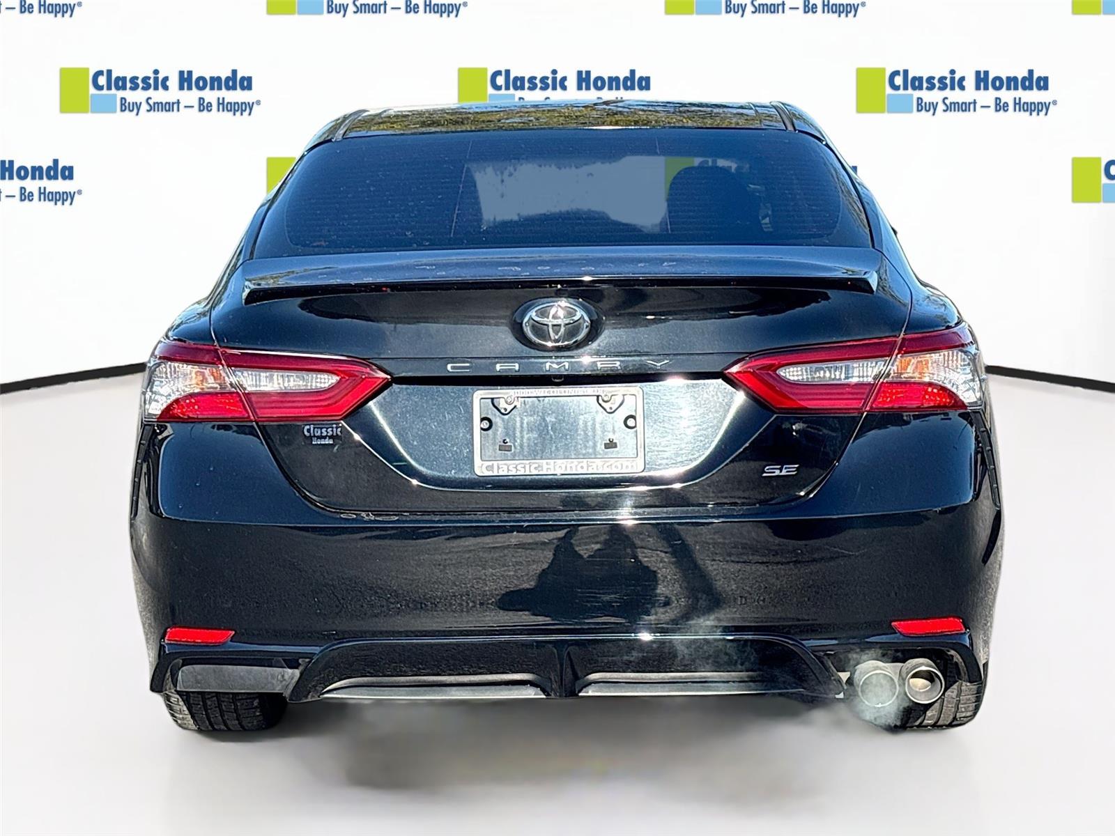 2018 Toyota Camry SE