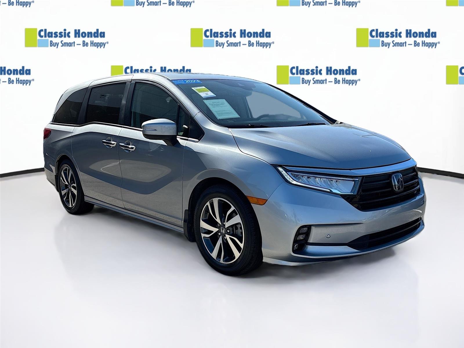 2023 Honda Odyssey Touring FWD