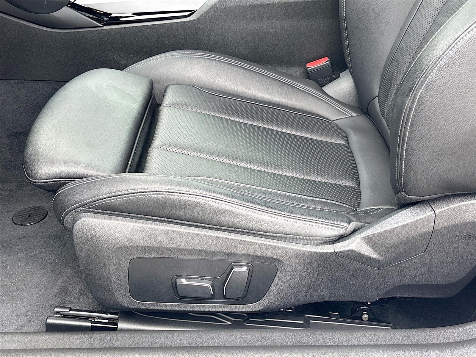 2024 BMW 2 Series 230i